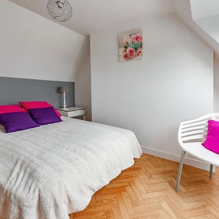 Maison Cosy Vue A Semesterbostad Guimaec